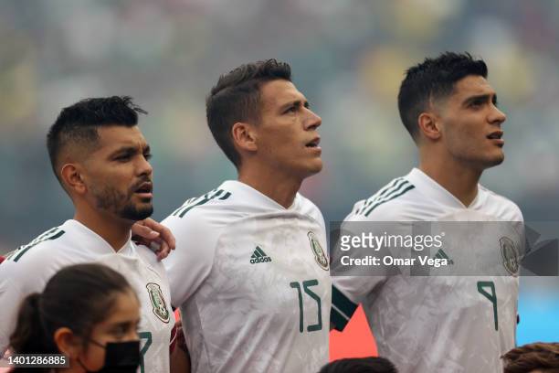 Jesus Corona, Héctor Moreno and Raul Jimenez of Mexico stand for their national anthem before to the friendly match between Mexico and Ecuador at...