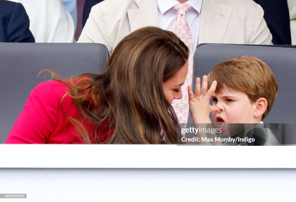 Queen Elizabeth II Platinum Jubilee 2022 - Platinum Pageant