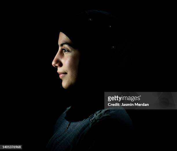 fashion portrait of a muslim woman - beautiful arab girl stock pictures, royalty-free photos & images