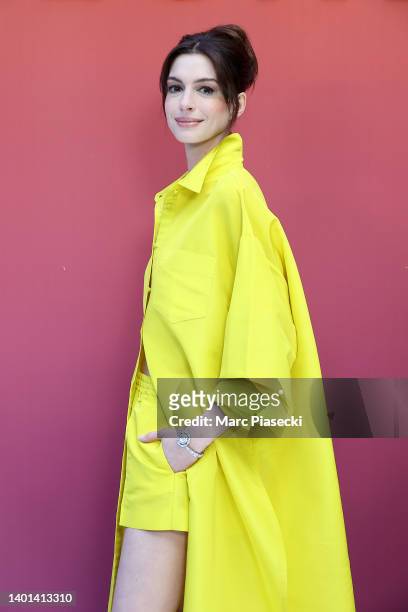 Anne Hathaway attends the BVLGARI EDEN THE GARDEN OF WONDERS on June 06, 2022 in Paris, France.
