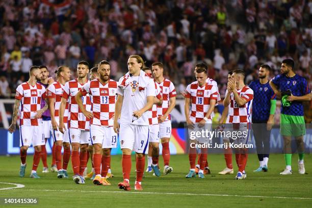 Lovro Majer of Croatia and team mates acknowledge fans after the UEFA Nations League League A Group 1 match between Croatia and France at Stadion...