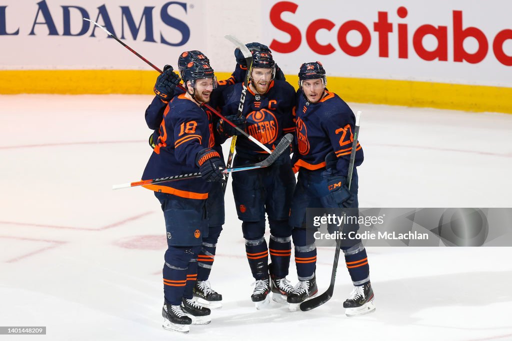 Colorado Avalanche v Edmonton Oilers - Game Four