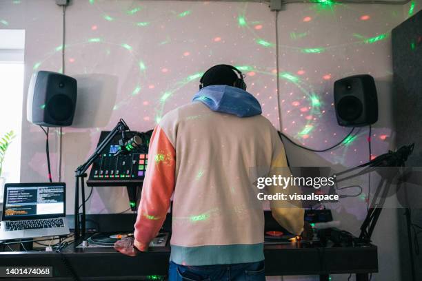 Dj Rear View Dj Back View Photos and Premium High Res Pictures - Getty Images