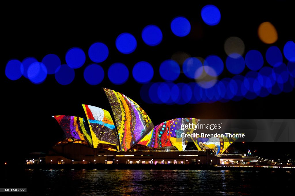 Sydney Lights Up For Vivid Sydney 2022