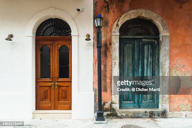 casco viejo, panama city: historic building facade in the colonial old town - central america house stock pictures, royalty-free photos & images