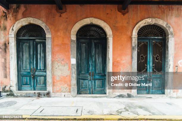 casco viejo, panama city: historic building facade in the colonial old town - central america house stock pictures, royalty-free photos & images