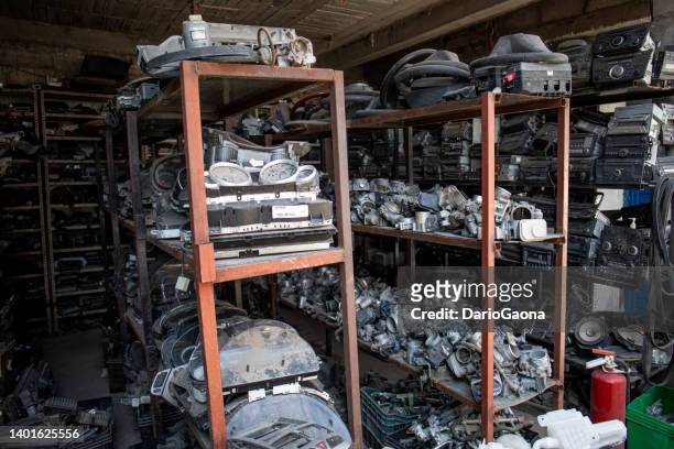 used auto parts businesses - spare parts stock pictures, royalty-free photos & images