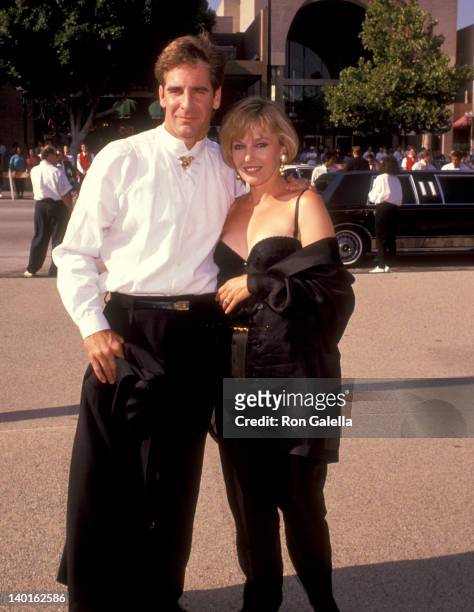 Scott Bakula and Krista Neumann at the 43rd Annual Primetime Emmy Awards, Pasadena Civic Auditorium, Pasadena.