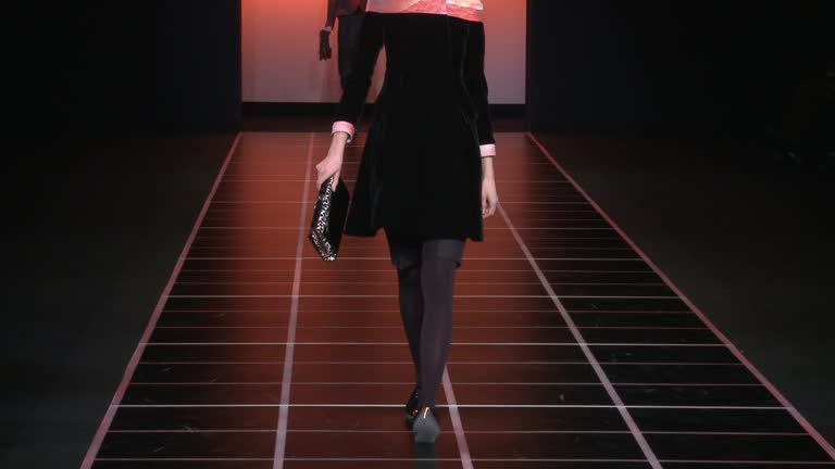 ITA: Giorgio Armani: Milan Fashion Week: Womenswear Autumn/Winter 2012