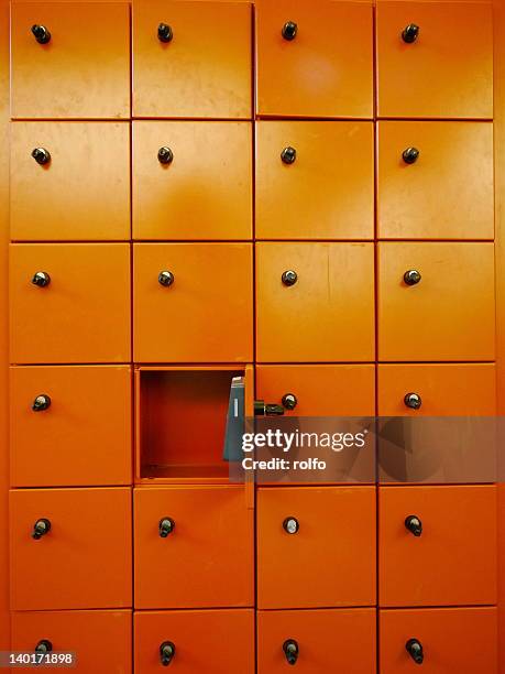 lock boxes - locker foto e immagini stock