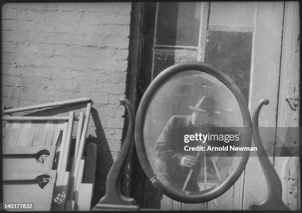 Self-portrait of American photographer Arnold Newman , 1930s or 1940s.