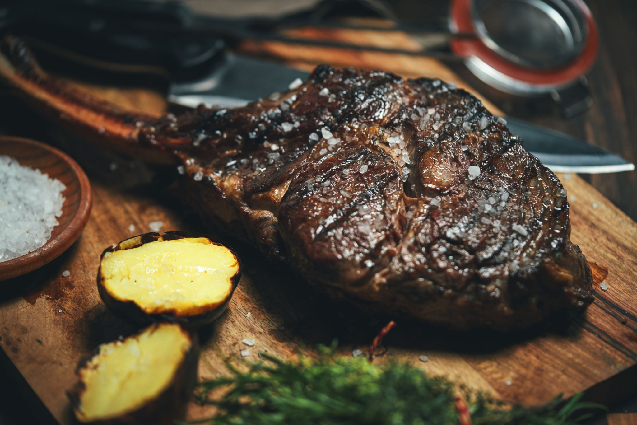 Medium Roasted Tomahawk Steak Medium Roasted Tomahawk Steak