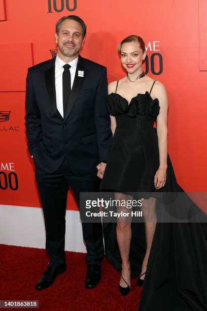 Thomas Sadoski and Amanda Seyfried attend the 2022 Time 100 Gala at Frederick P. Rose Hall, Jazz at Lincoln Center on June 08, 2022 in New York City.