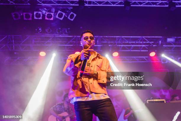 Jamal Raper 377 Rapper Jamal Photos & High Res Pictures - Getty Images