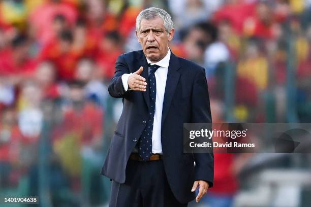 Head coach Fernando Santos of Portugal directs his players during the UEFA Nations League League A Group 2 match between Spain and Portugal at...