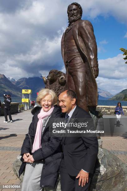 Australian Governor-General Quentin Bryce and New Zealand Governor-General Lt Gen Rt Hon Sir Jerry Mateparae pose infront of a statue of William Rees...