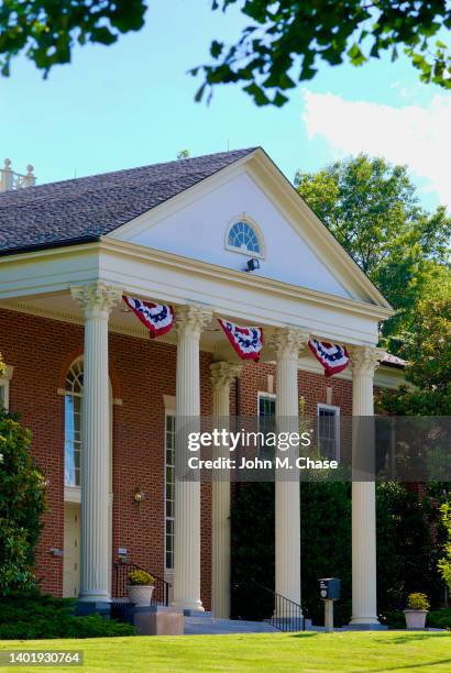city hall, city of fairfax, virginia - fairfax virginia stock pictures, royalty-free photos & images