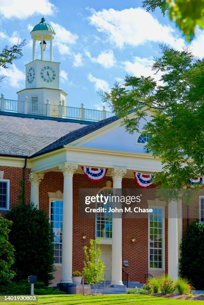 city hall, city of fairfax, virginia - fairfax virginia stock pictures, royalty-free photos & images