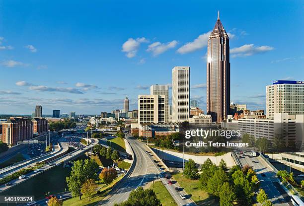 usa, georgia, atlanta, view of downtown - atlanta georgia cityscape stock-fotos und bilder