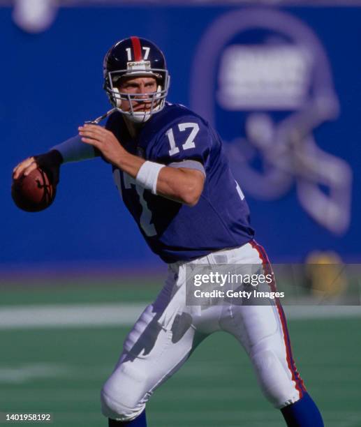 227 Dave Brown Giants Photos & High Res Pictures Getty Images