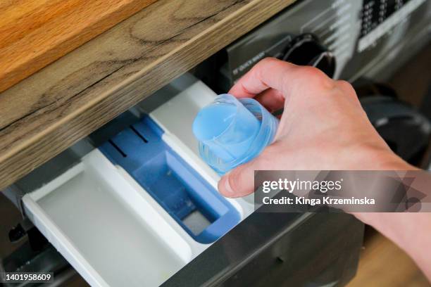 laundry detergent - weidenkätzchen stock-fotos und bilder