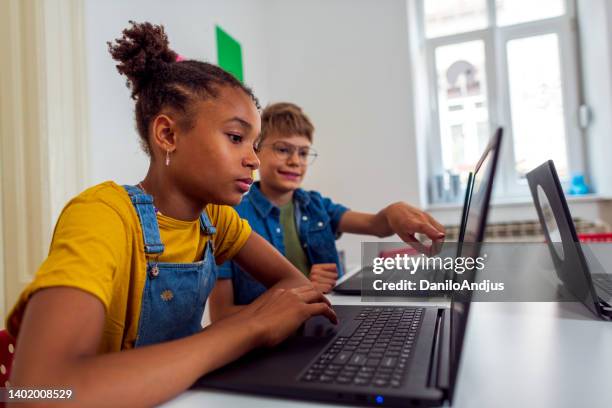 Black Girl Coding Photos and Premium High Res Pictures - Getty Images
