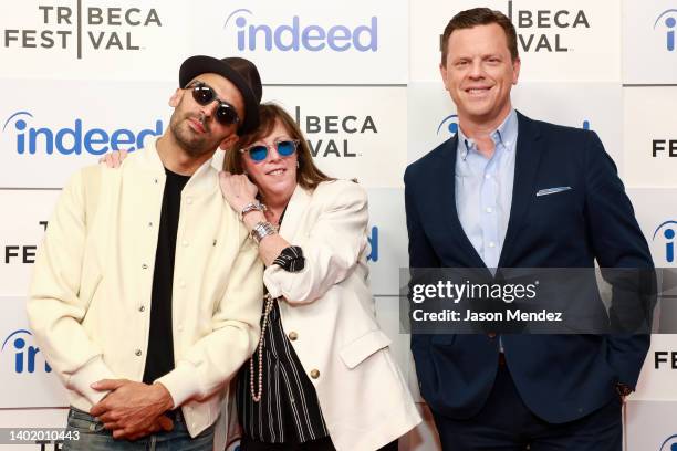 Jane Rosenthal and Willie Geist attend "Storytellers" JR with Willie Geist “Can Art Change The War” during the 2022 Tribeca Film Festival at Spring...