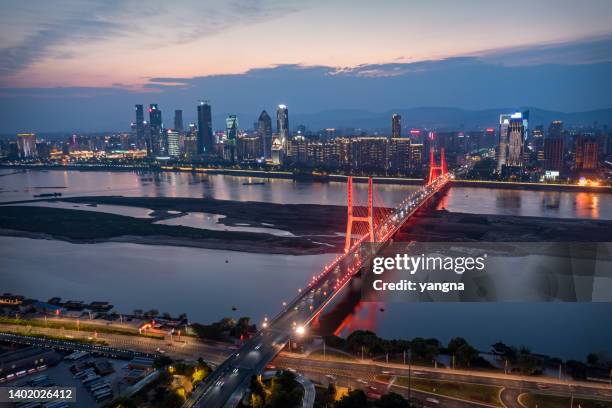 fotografía aérea viaducto de la ciudad autopista - provincia de jiangxi fotografías e imágenes de stock