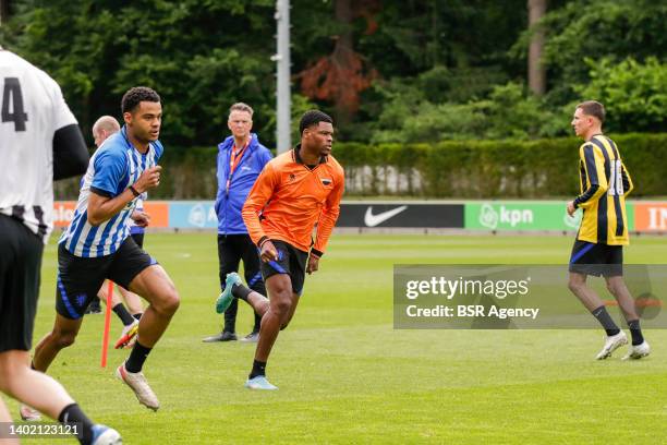 Denzel Dumfries of the Netherlands during a Training Session of the Netherlands at the KNVB Campus on June 10, 2022 in Zeist, Netherlands.
