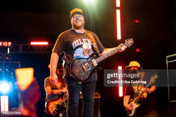 Mitchell Tenpenny performs during Day 2 of CMA Fest 2022 at Ascend Amphitheater on June 10, 2022 in Nashville, Tennessee.