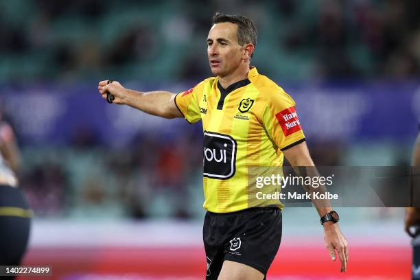 Referee Gerard Sutton awards a penalty during the round 14 NRL match between the Sydney Roosters and the Melbourne Storm at Sydney Cricket Ground, on...