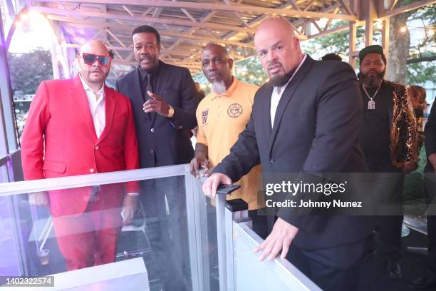 R G Butler Photos and Premium High Res Pictures - Getty Images