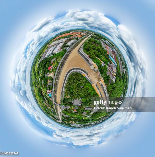 little planet effect from aerial view - hdri 360 stock-fotos und bilder