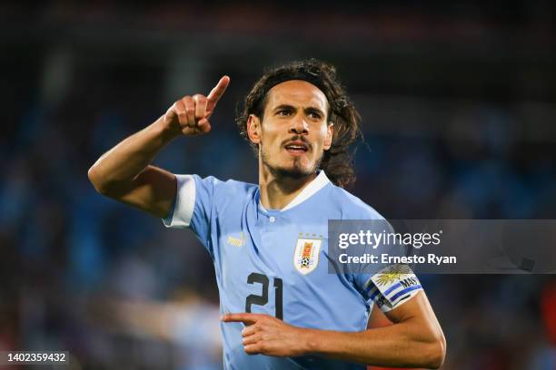 Edinson Cavani of Uruguay celebrates after scoring the first goal of his team during a match between Uruguay and Panama at Centenario Stadium on June...