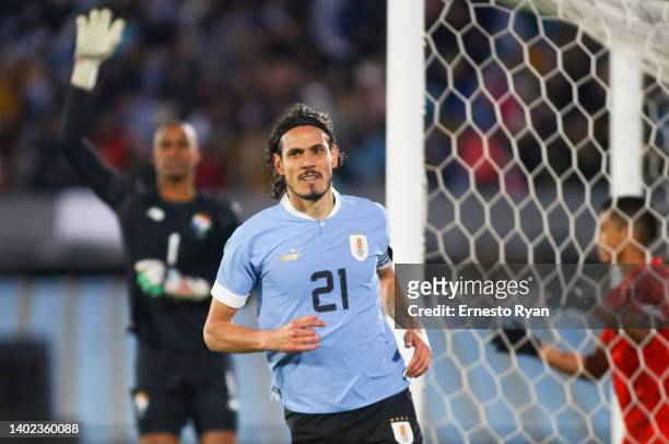 Edinson Cavani of Uruguay celebrates after scoring the first goal of his team during a match between Uruguay and Panama at Centenario Stadium on June...
