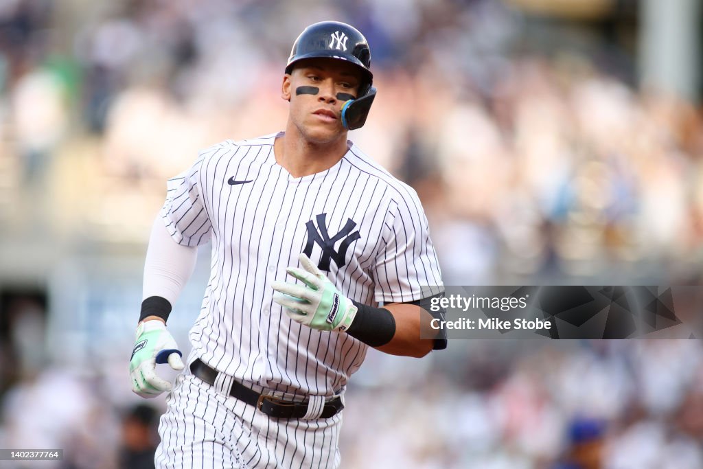 Chicago Cubs v New York Yankees