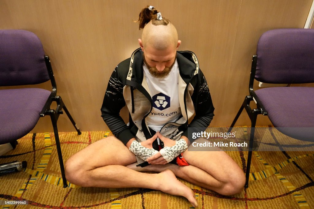 UFC 275: Teixeira v Prochazka