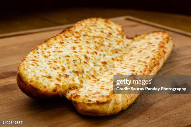 garlic bread - garlic bread stock pictures, royalty-free photos & images