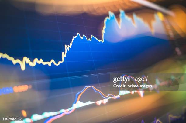 bond yields soared as investors braced for the federal reserve to increase interest rates - reserva federal imagens e fotografias de stock