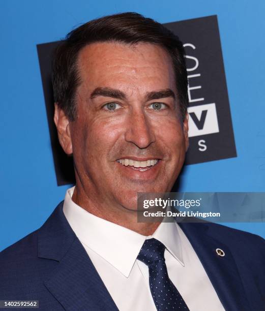 Rob Riegel 3,431 Rob Riggle Photos Stock Photos, High-Res Pictures, and Images ...