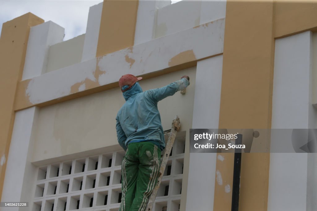 Renovation wall painter