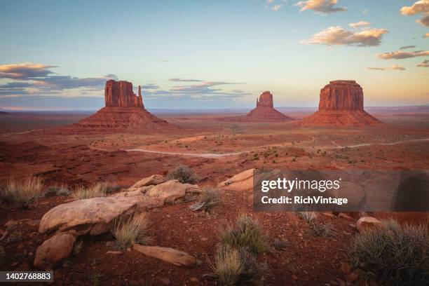 monument valley landscape - mesa stock pictures, royalty-free photos & images