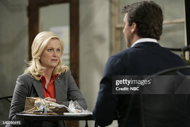 Pilot" -- Airdate -- Pictured: Amy Poehler as Leslie Knope, Paul Schneider as Mark Brendanawicz -- Photo by: Mitch Haddad/NBCU Photo Bank