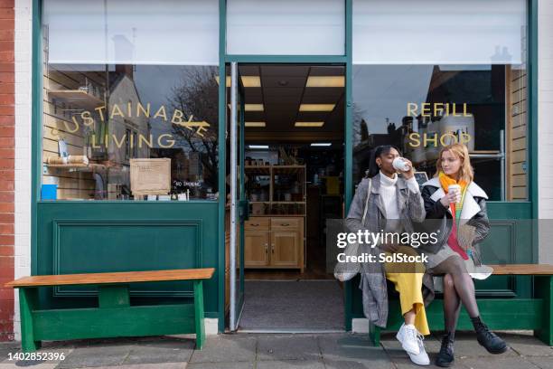 enjoying a coffee - coffee outside stock pictures, royalty-free photos & images