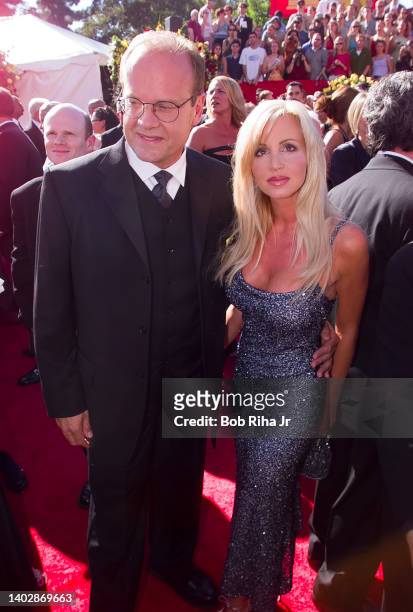 Kelsey Grammer and wife Camille Grammer arrive at the 52nd Emmy Awards Show at the Shrine Auditorium, September 10, 2000 in Los Angeles, California.