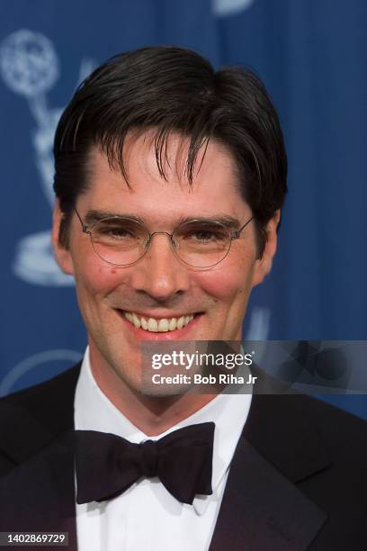 Thomas Gibson backstage at the 52nd Emmy Awards Show at the Shrine Auditorium, September 10, 2000 in Los Angeles, California.