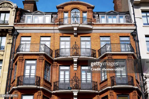 luxury townhouses in london marylebone district - marylebone photos et images de collection
