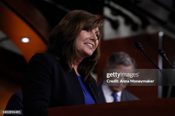Harshbarger 45 Diana Harshbarger Photos & High Res Pictures - Getty Images