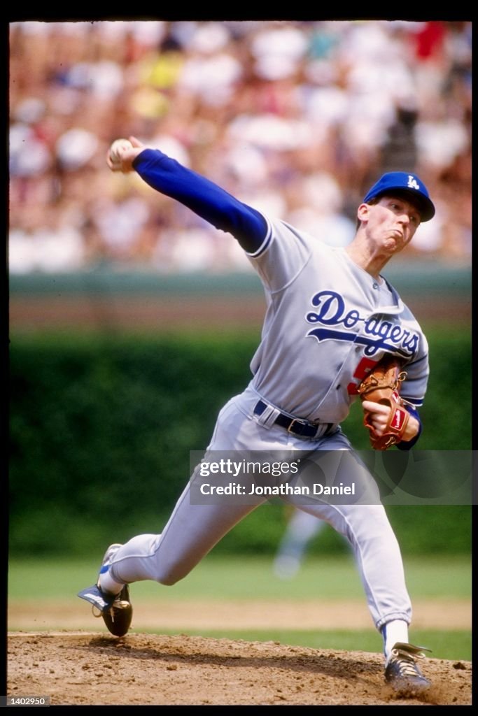 Pitcher Orel Hershiser of the Los Angeles Dodgers throws the ball
