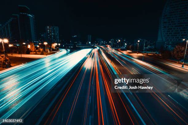 city road at night - flyover 個照片及圖片檔